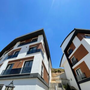 WhatsApp-Image-2024-10-17-at-17.17.47-866x1024